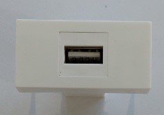 ΠΡΙΖΑ USB ΓΙΑ ΚΑΝΑΛΙ ΔΟΜΗΜΕΝΗΣ ΚΑΛΩΔΙΩΣΗΣ